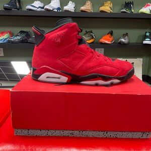 AIR JORDAN 6 RETRO BRAVO TORO SIZE 12 USED